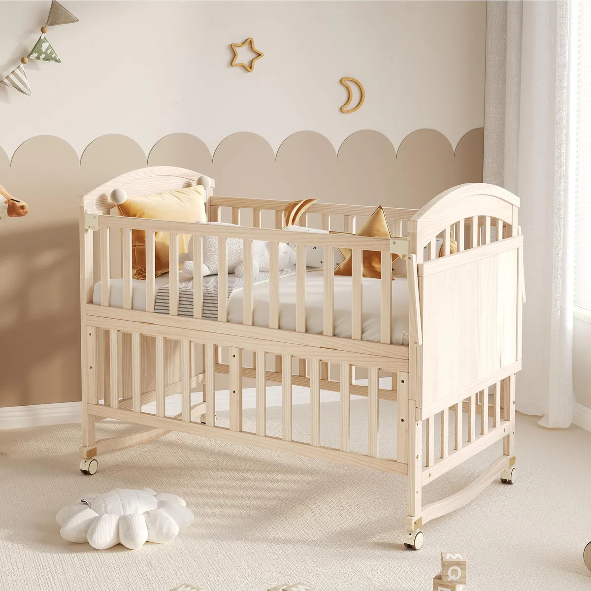 Babybett multifunktional 120x60 cm mit Wickelkommode & Rollen, ausziehbar auf 162 cm, Beistellbett mit faltbarem Regal, Baby Bett aus Holz Natur, ohne Matratze
