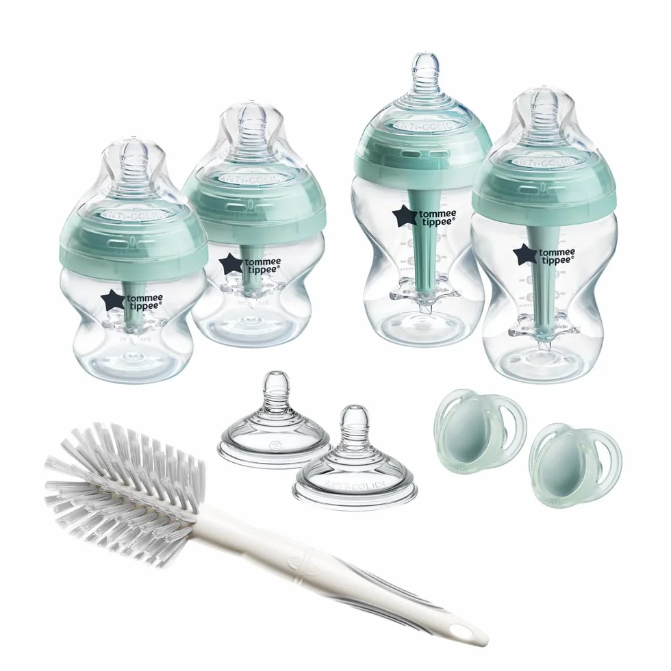Tommee Tippee fortschrittliches Anti-Kolik-Starterset, 150-ml- und 260-ml-Babyflaschen mit Langsamsauger inbegriffen, 2 x brustähnliche Sauger für mittleren Flüssigkeitsfluss