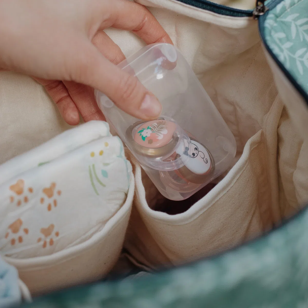 Leichte Wickeltasche für Babys – große Kapazität, gesteppte Baumwoll-Wickeltasche mit 3 Innentaschen, weiche Canvas-Griffe, tragbare Baby-Reisetasche für den täglichen Gebrauch