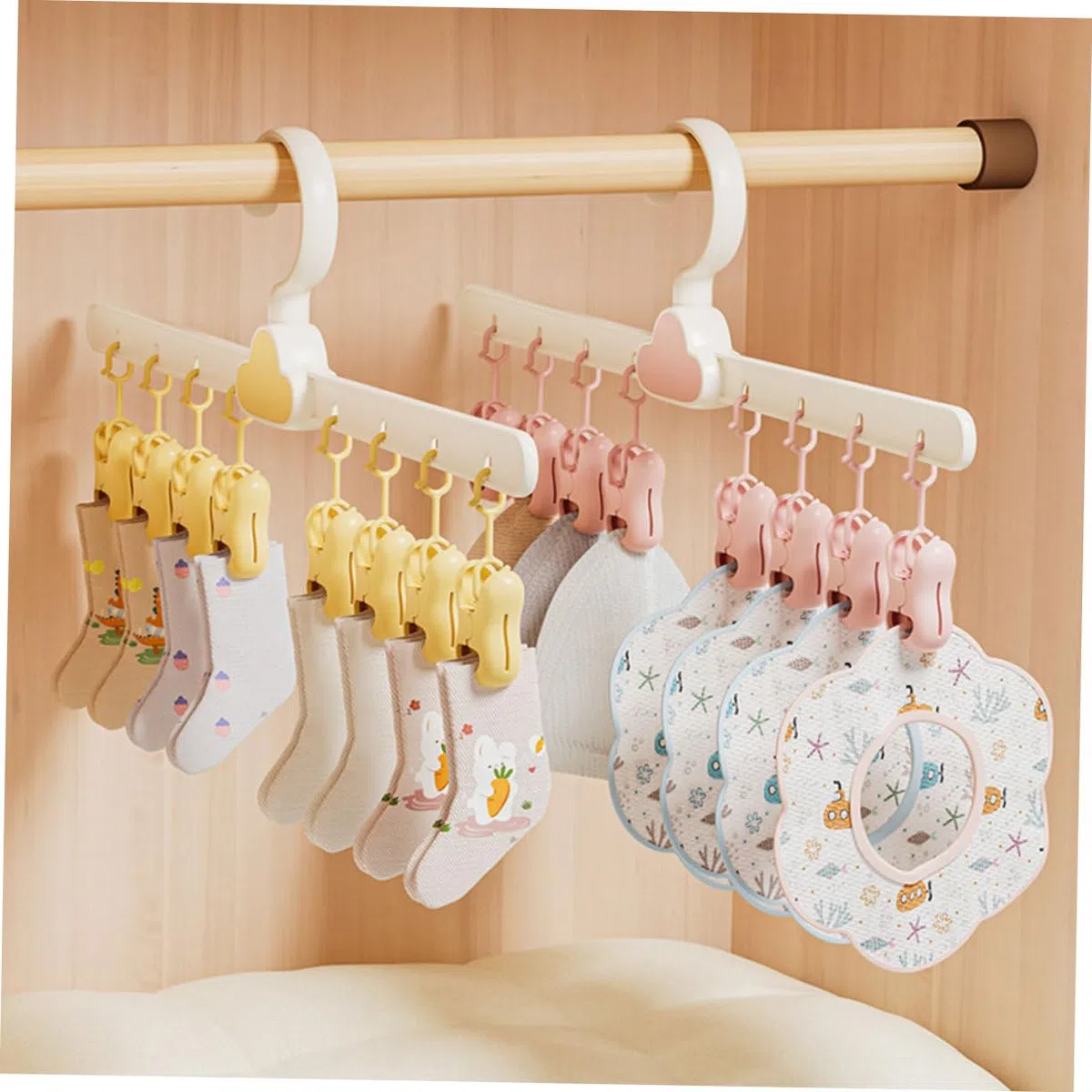 Cabilock 4 Sätze Wäscheständer Für Babysocken Wäscheklammerständer Klappbar Socken Trocknen Kleiderständer Kinder Kinderkleiderbügel Kleiderbügel Für Den Kleiderschrank 3 Stück * 4