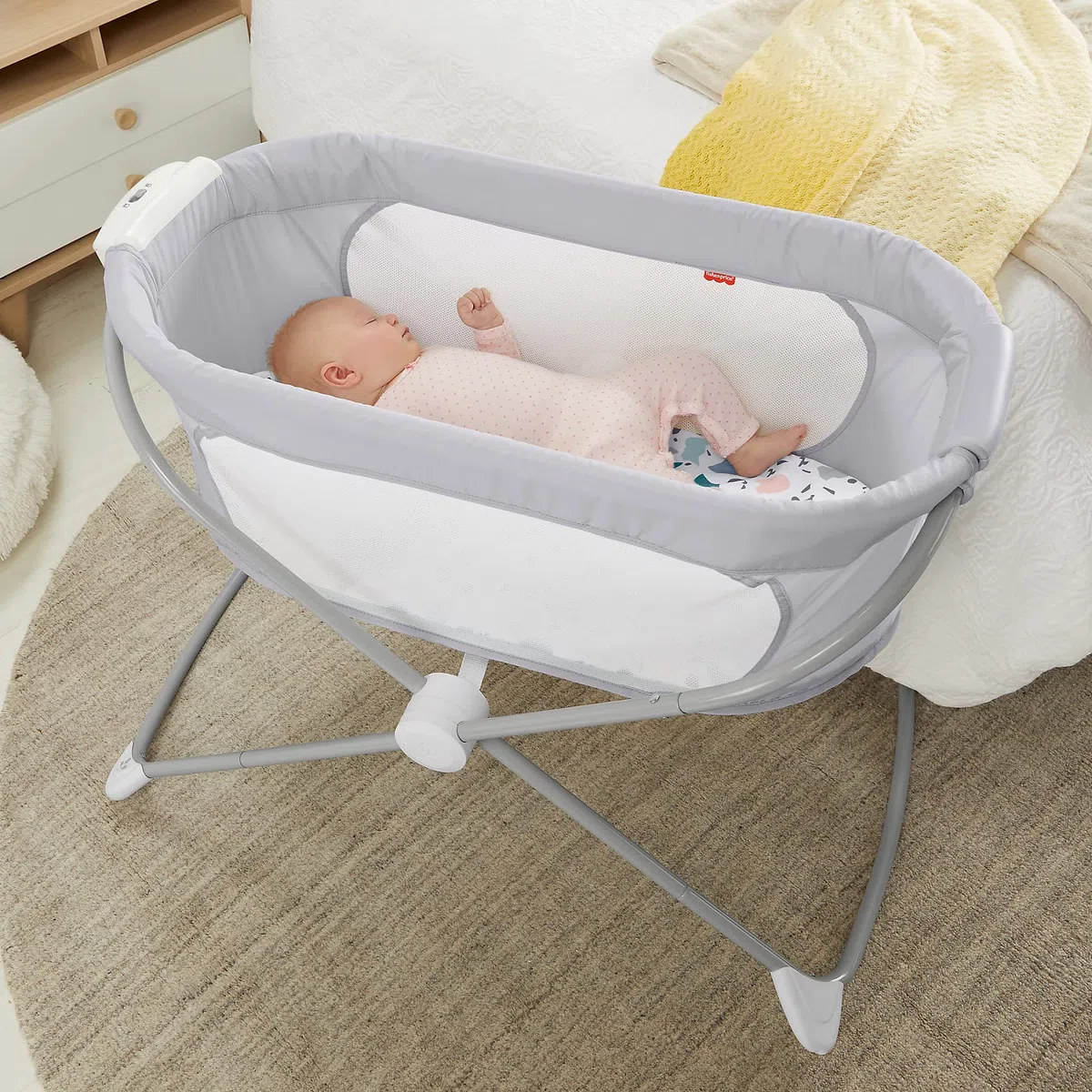 Fisher-Price GVG95: 3-in-1 Zusammenklappbares Beistellbettchen – Tragbare Wiege, Reisebett für Neugeborene und Säuglinge