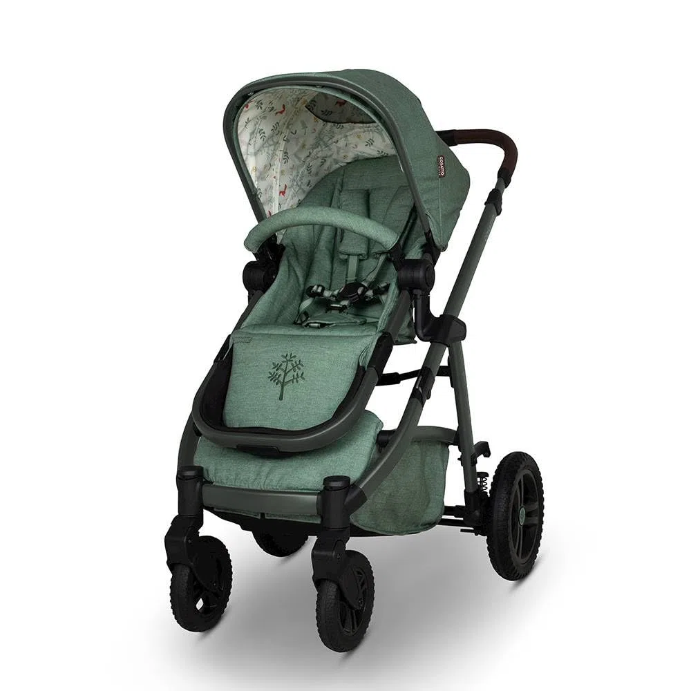 Cosatto Wow 3 Travel System Bundle mit i-Size Babyschale (Meadow) | 3 in 1 Kinderwagen ab Geburt bis 25kg mit Babywanne, drehbarer ISOFIX Basis, Fußsack und Wickelrucksack
