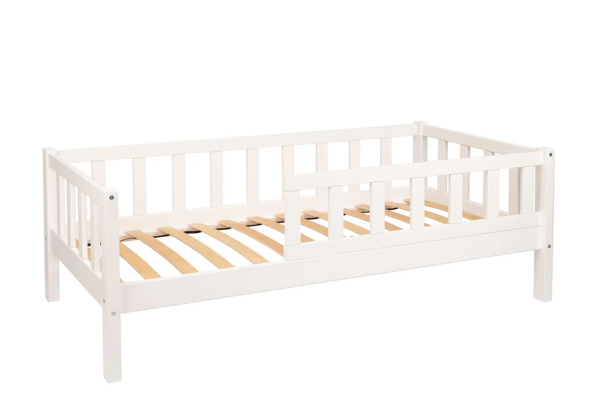 Alije Kinderbett Bett mit Rausfallschutz 90x140 Weiß Leo Lattenrost Bettgestell aus Kiefer Holz für Haus Kinder Jungen & Mädchen - Holzbett Baby Kinderzimmer Junge Deko