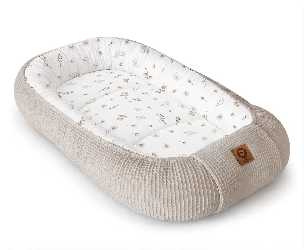 Babynestchen Neugeborene – Nestchen Baby aus Waffel Baumwolle & Baumwollstoff – Babynest für Babybett & Kinderbett – Baby Kokon Tragbar – OEKO-TEX zertifiziert – Zubehör für Babybett - Tauwiese + Sand
