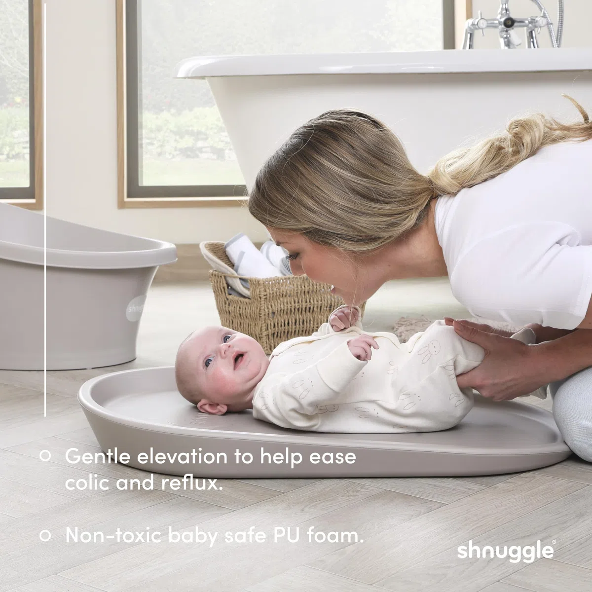 Shnuggle Squishy Baby-Wickelunterlage, weiches und warmes Schaumstoff-Material ist schöner für Babys, perfekt für Windeln, rutschfest, leicht zu reinigen, abwischbar, elfenbeinfarben