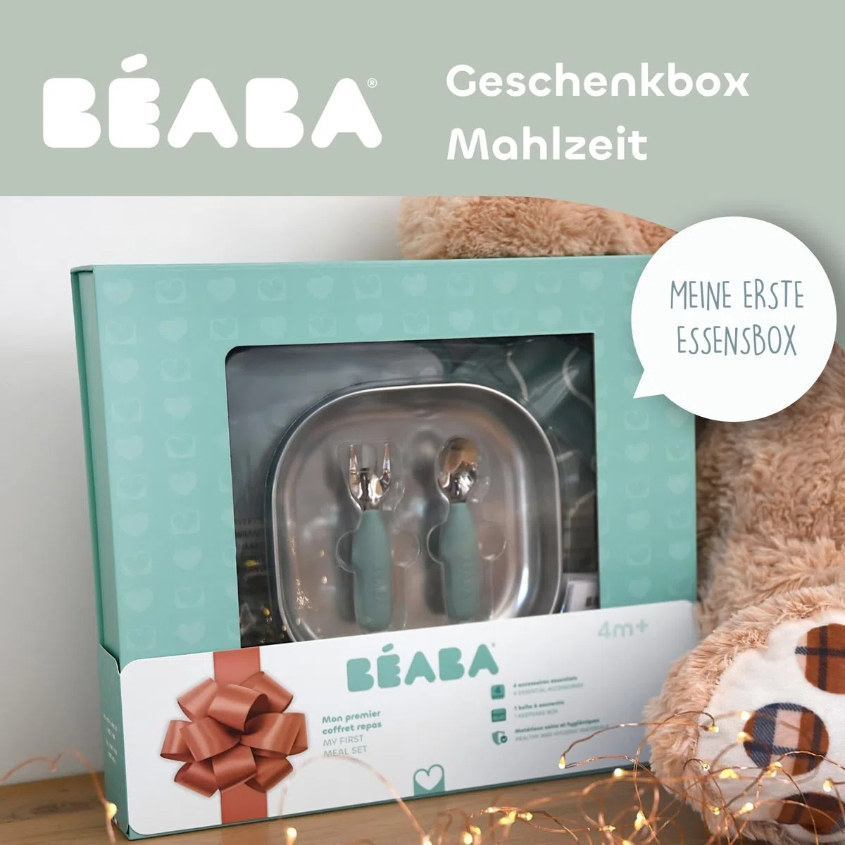 BÉABA Baby-Essensset Geschenkset ab 4 Monaten – Edelstahl-Teller mikrowellengeeignet, Ergonomisches Besteck, Lätzchen mit Ärmeln, Aufbewahrungsbox, Gesunde und Langlebige Materialien – Salbei-Grün