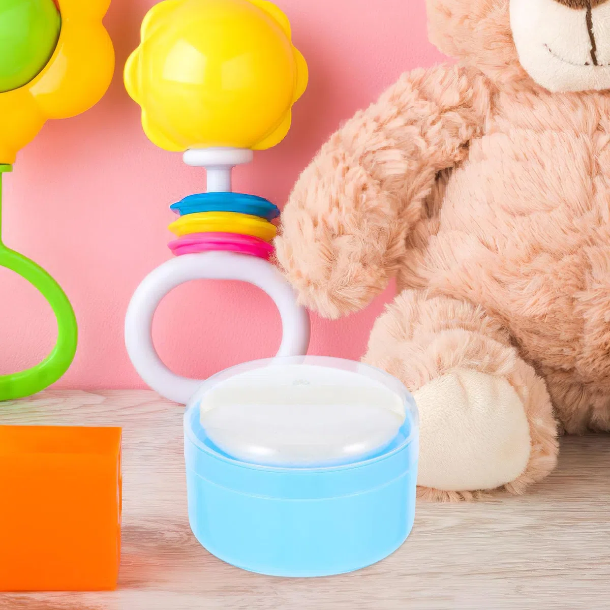 Tragbare Einhandbedienung mit Babypuderdose Aufbewahrungsbox Babypuder Puderquaste aus Kunststoff und Baumwolle Einfache Praktisches Design für Täglichen Gebrauch zu Hause