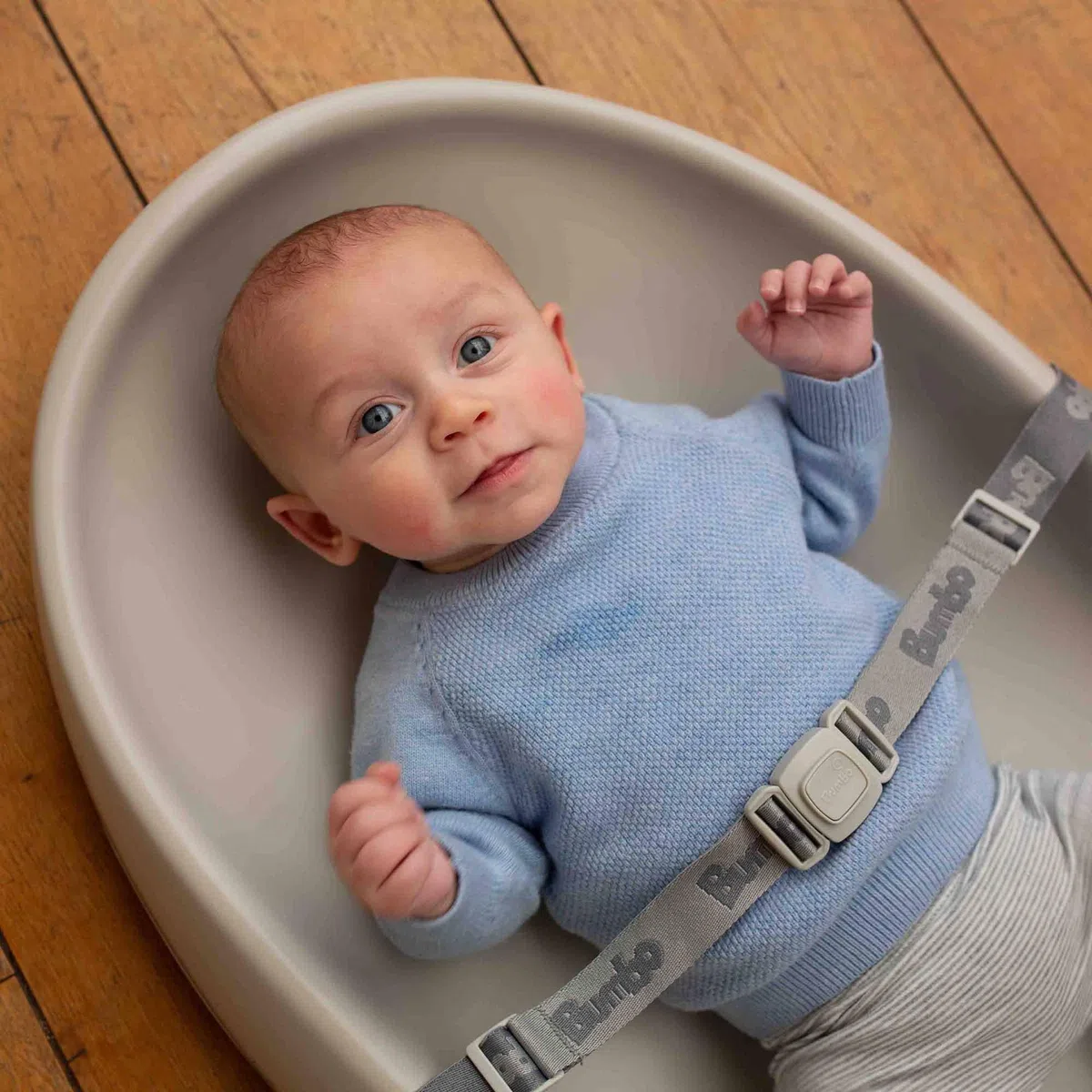 Bumbo Baby Wickelunterlage - Leicht zu Reinigen Mit Sicherheitsgurt - Anti-Roll-Funktion - Taupe
