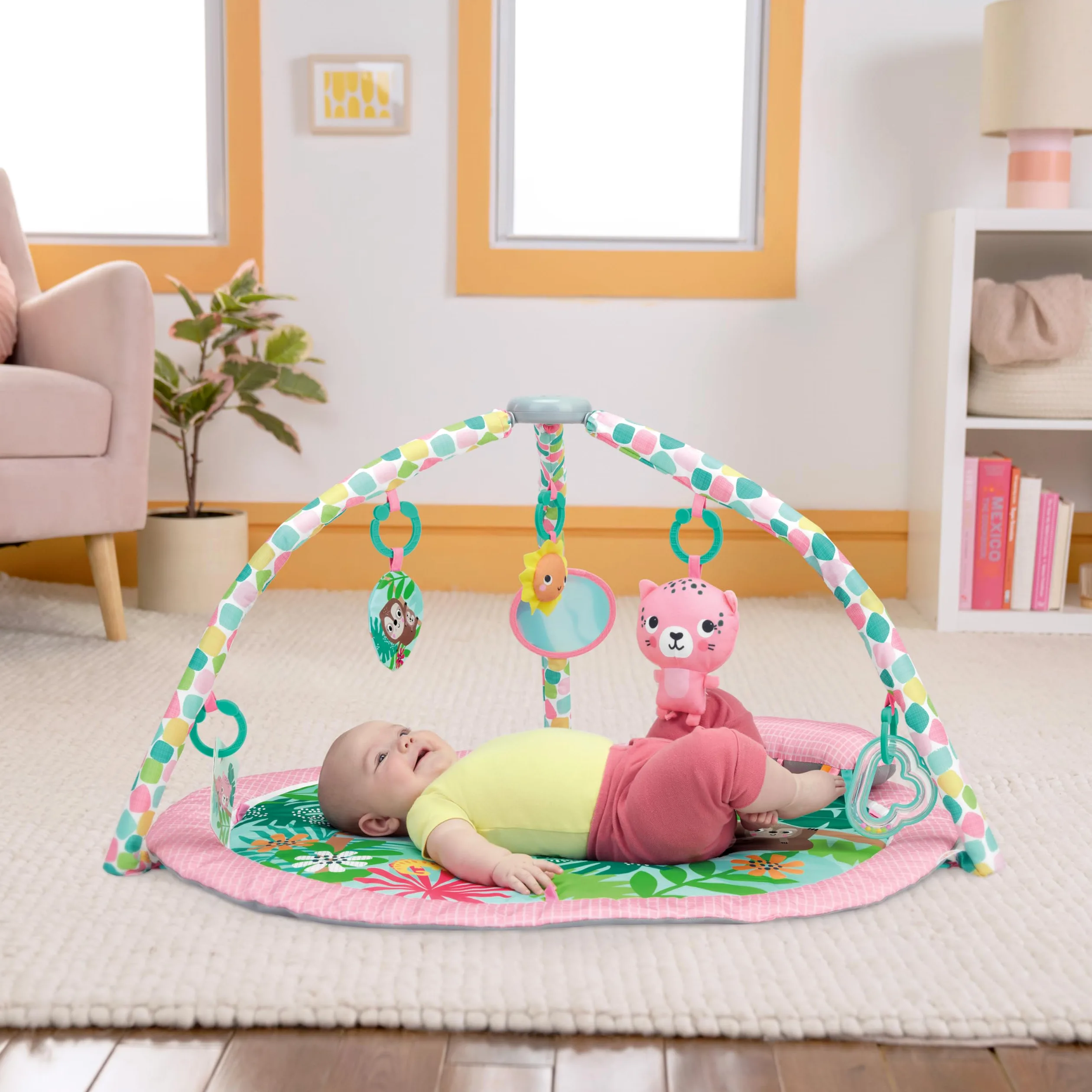 Bright Starts Rosy Regenwald Spieldecke Baby – faltbares Aktivitätsgym mit 7 Mitnehmsspielzeugen & Tragetasche, Dschungel-Design für Neugeborene und Ältere