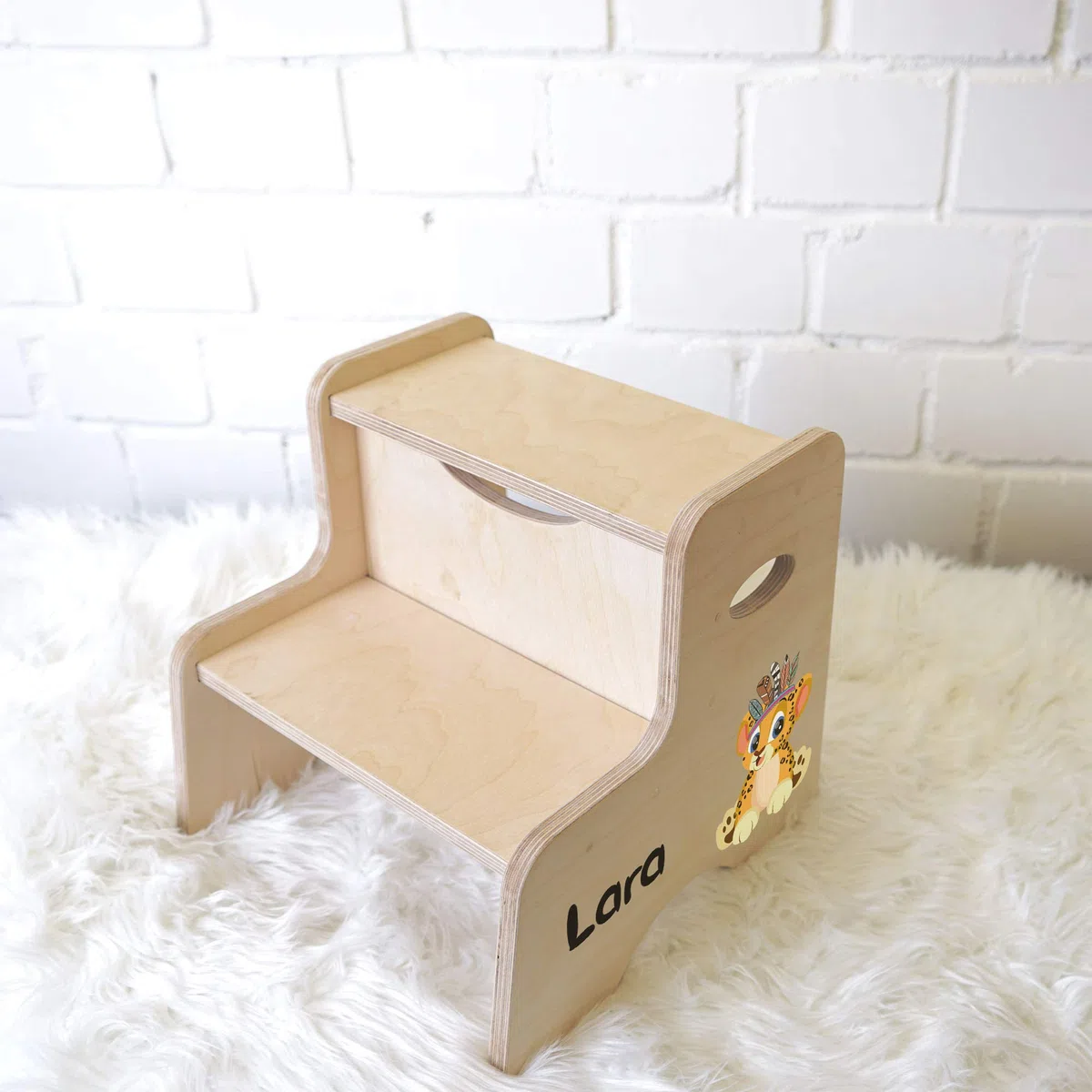 Holzura Tritthocker Kinder, Hocker aus Holz für Bad und Küche, Holzhocker personalisierter Toilettenhocker mit Name