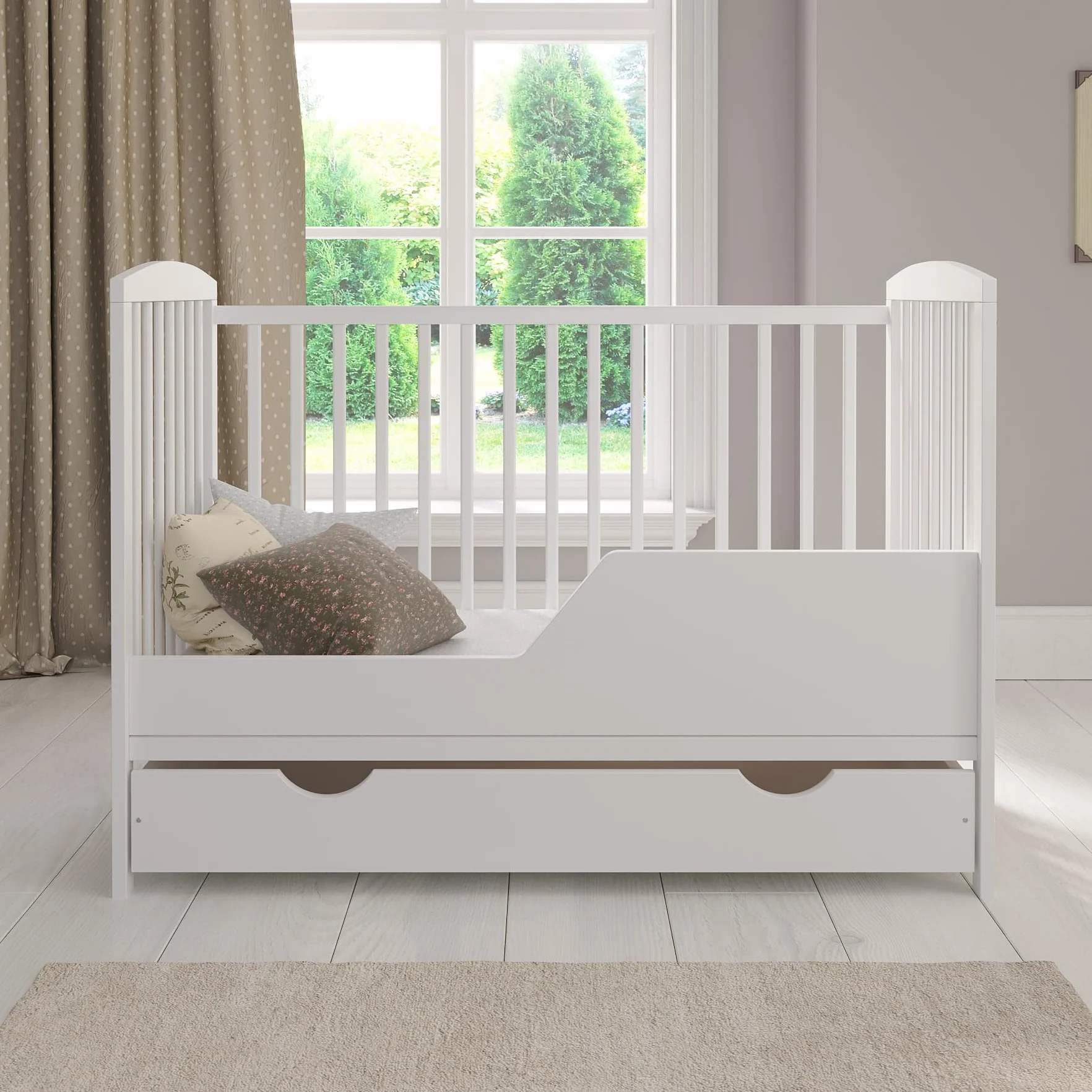 Love For Sleep Babybett 120x60 cm Weiß – Beistellbett mit Schublade und Matratze – Mitwachsendes Gitterbett aus Holz – Kinderbett Modell Jacob