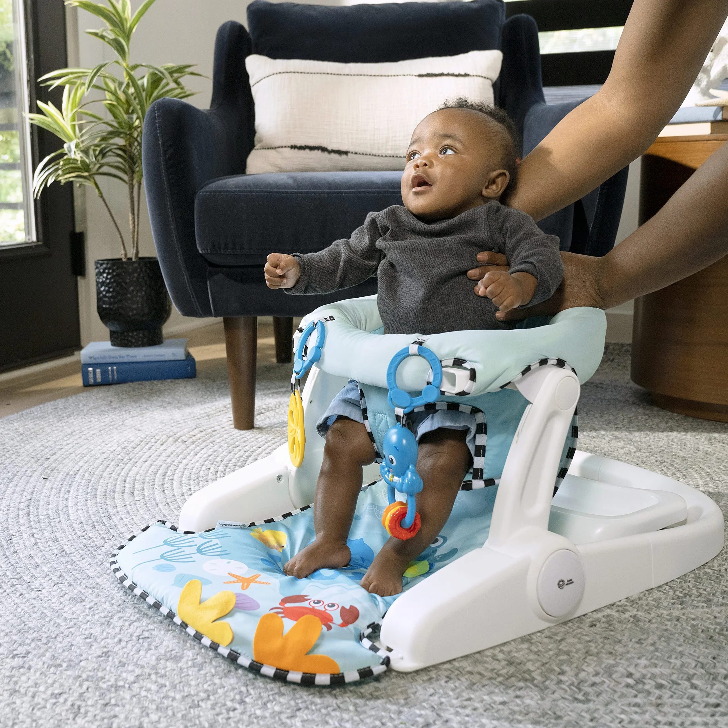 Baby Einstein, Sea of Support 2-in-1 Sit-Up Bodensitz, mit abnehmbarem Tablett und Spielzeug