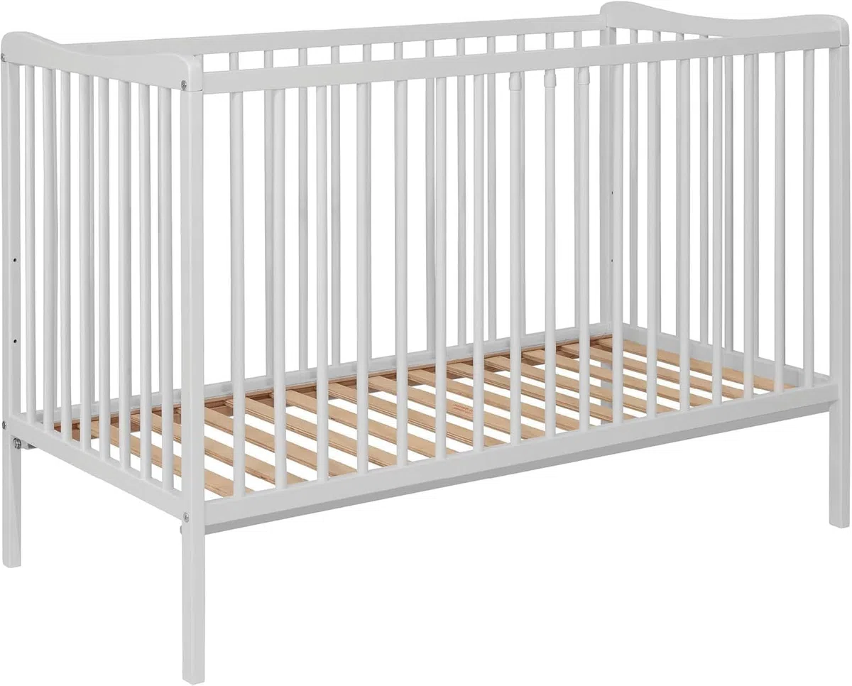 Kinderbett Sasha 120x60 cm aus Buchenholz, umbaubar zum Juniorbett mit Rausfallschutz, EN 716 geprüft, 3-Fach höhenverstellbar (Weiß)
