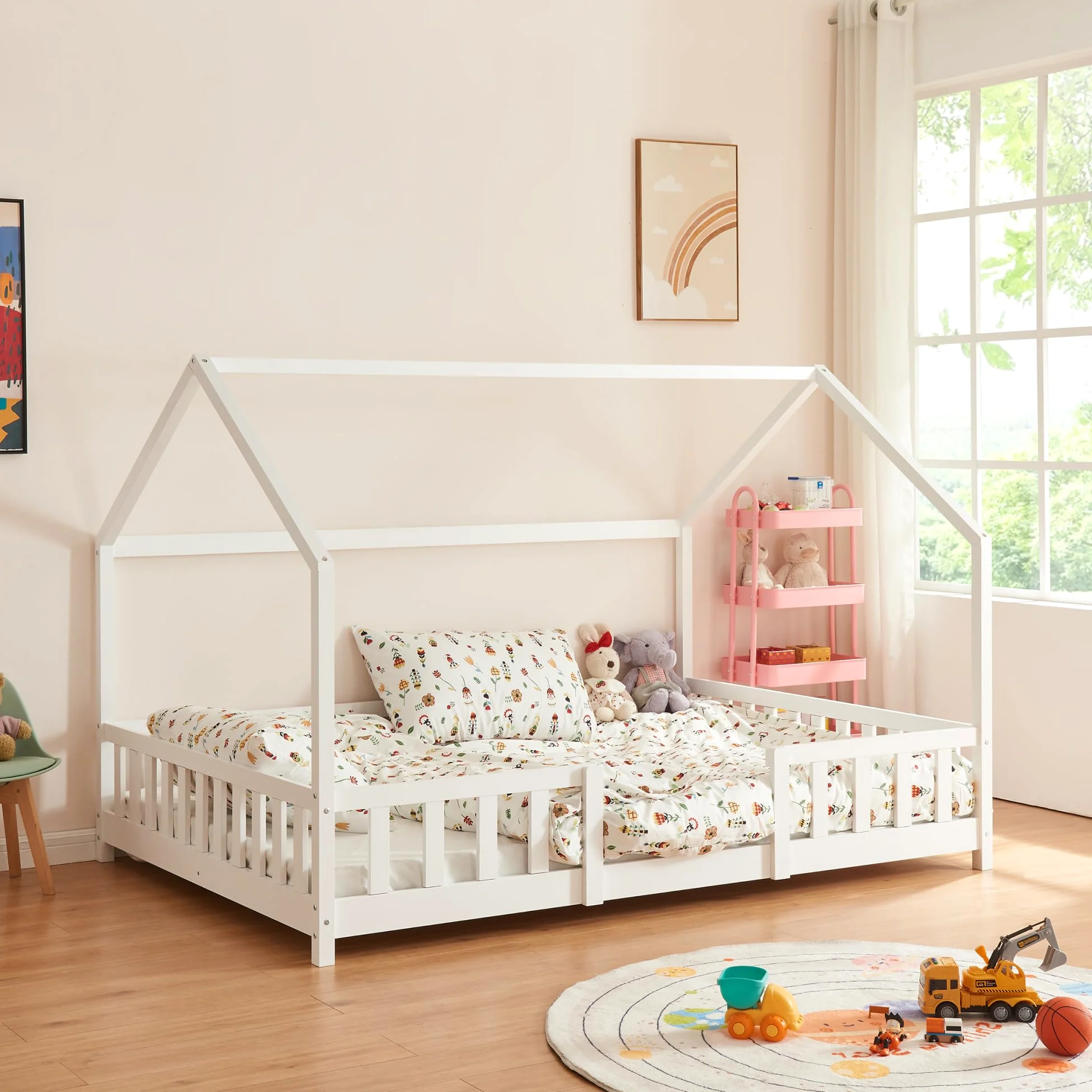 Kinderbett Sisimiut Hausbett Montessori 140 x 200 cm mit Rausfallschutz Holzbett Kiefernholz Weiß matt