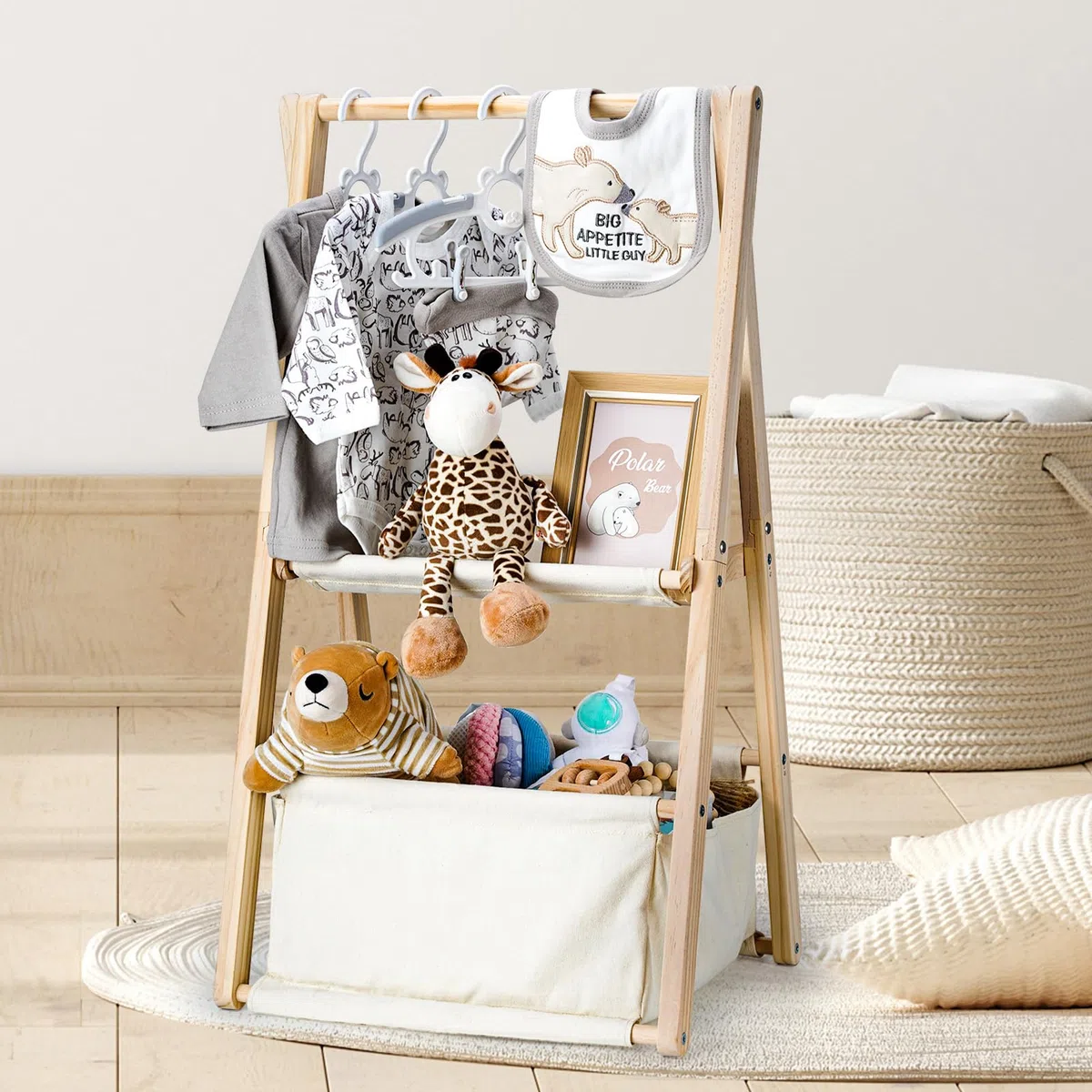 GiftAmaz Holz Babykorb für Babyparty, Zweistöckiger geschenkkorb baby, Baby Aufbewahrungskiste aus Holz mit Kleiderbügeln, Baby Shower Deko Baby Geschenk zur Geburt für werdende Eltern