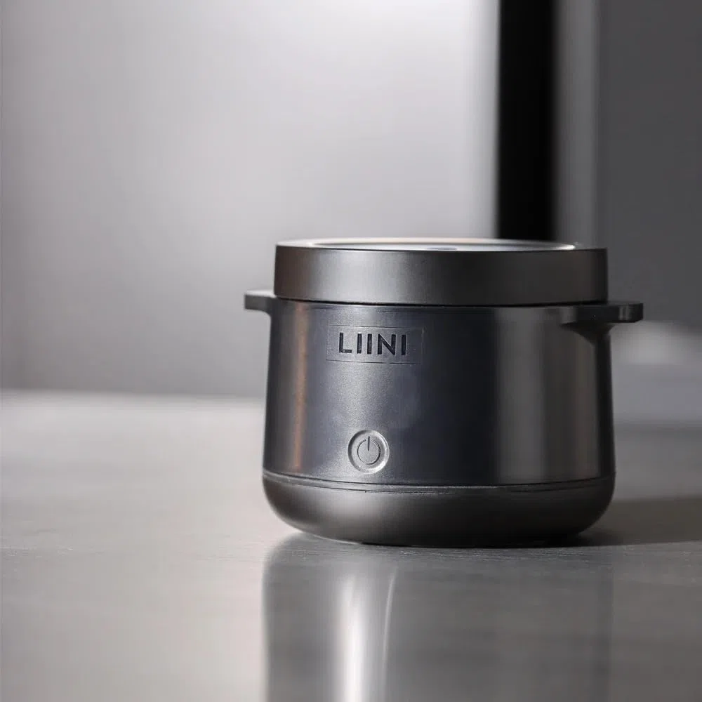 LIINI 2.0 PRO Breiwärmer schwarz – Akku Babybreiwärmer, 50W, 10000 mAh, IP66, Edelstahlplatte, BPA-frei, USB-C