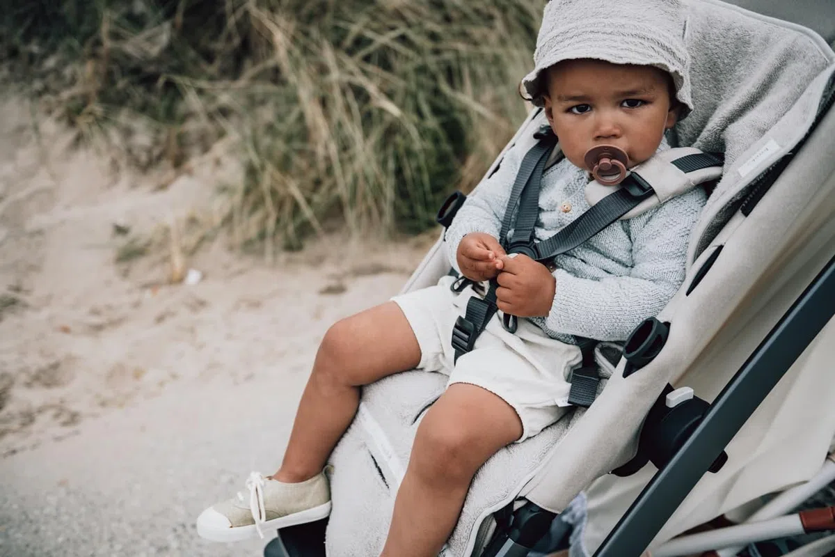 Koeka Sitzauflage Buggy - Universal - Buggy Einlage Sommer - Kinderwagen Sitzeinlage - Atmungsaktiv - Dijon - Frottee Aus Bio-baumwolle - Taupe - Einheitsgröße