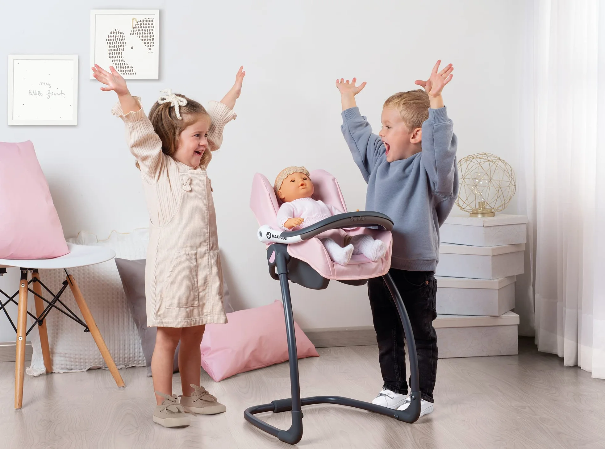 Smoby - Maxi-Cosi 3-in-1 Puppenhochstuhl - für Puppen bis 42 cm, Sitzschale, Hochstuhl, Autositz & Schaukel-Sitz, Puppenzubehör für Kinder ab 3 Jahren, rosa