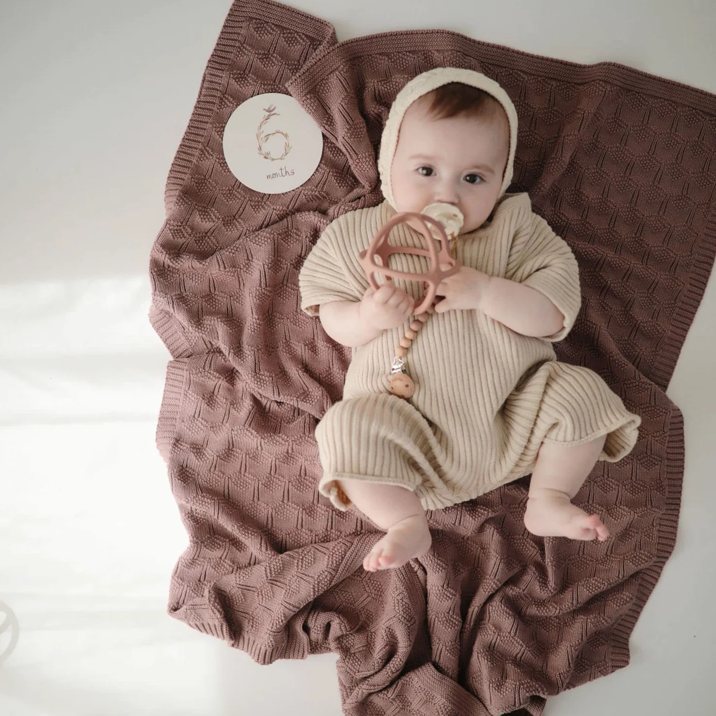 mushie Gestrickte Decke für Baby & Kinder | Decke auf 80x100 cm & 100% Bio-Baumwolle | Vielseitig & Perfekt für jedes Wetter (Honeycomb Desert Rose)