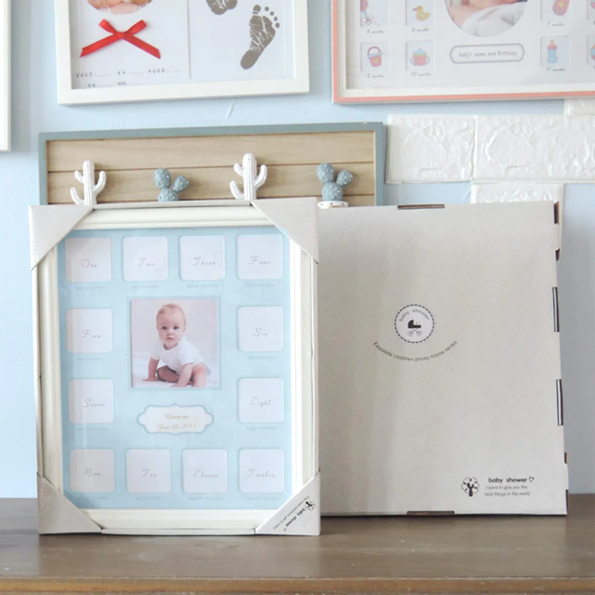 KMAKII Bilderrahmen mit Aufschrift "Baby 's First 12 Monat", Geschenk für werdende Mütter oder werdende Eltern, Weiß