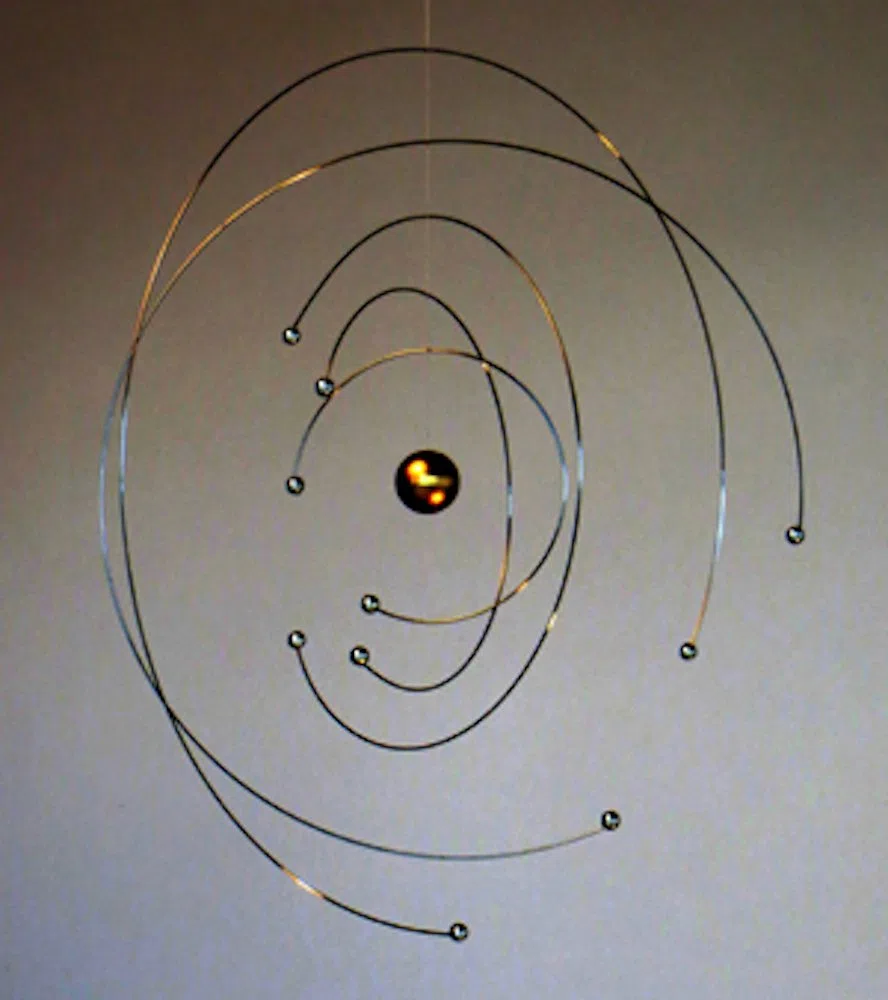 Flensted Mobiles 441 Niels Bohr Mobile, Stahl, Gold/Silber, 27x27 cm