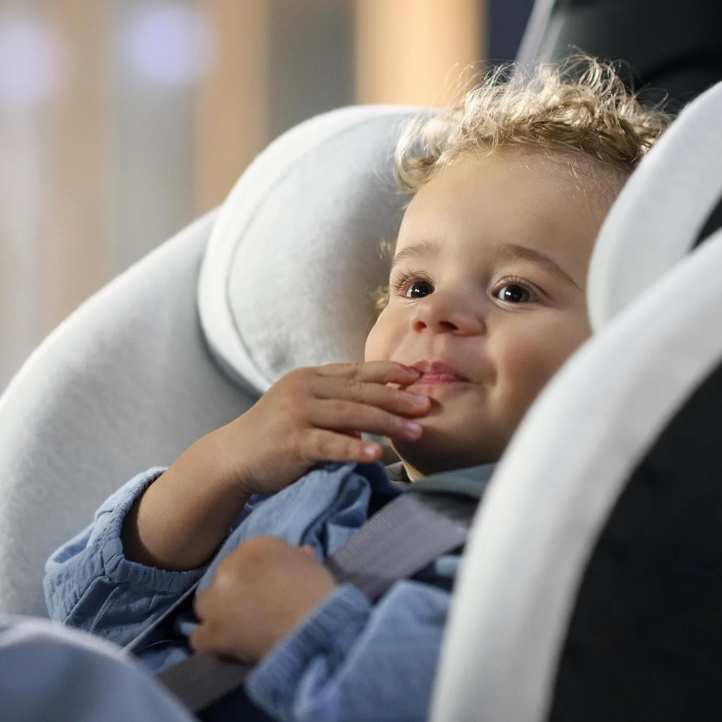 Maxi-Cosi Autositzbezug aus Bio-Baumwolle für Titan S i-Size & Titan S Comfort, Babyschalenbezug, weiches, atmungsaktives und feuchtigkeitsabsorbierendes Material, waschmaschinenfest, Natural White