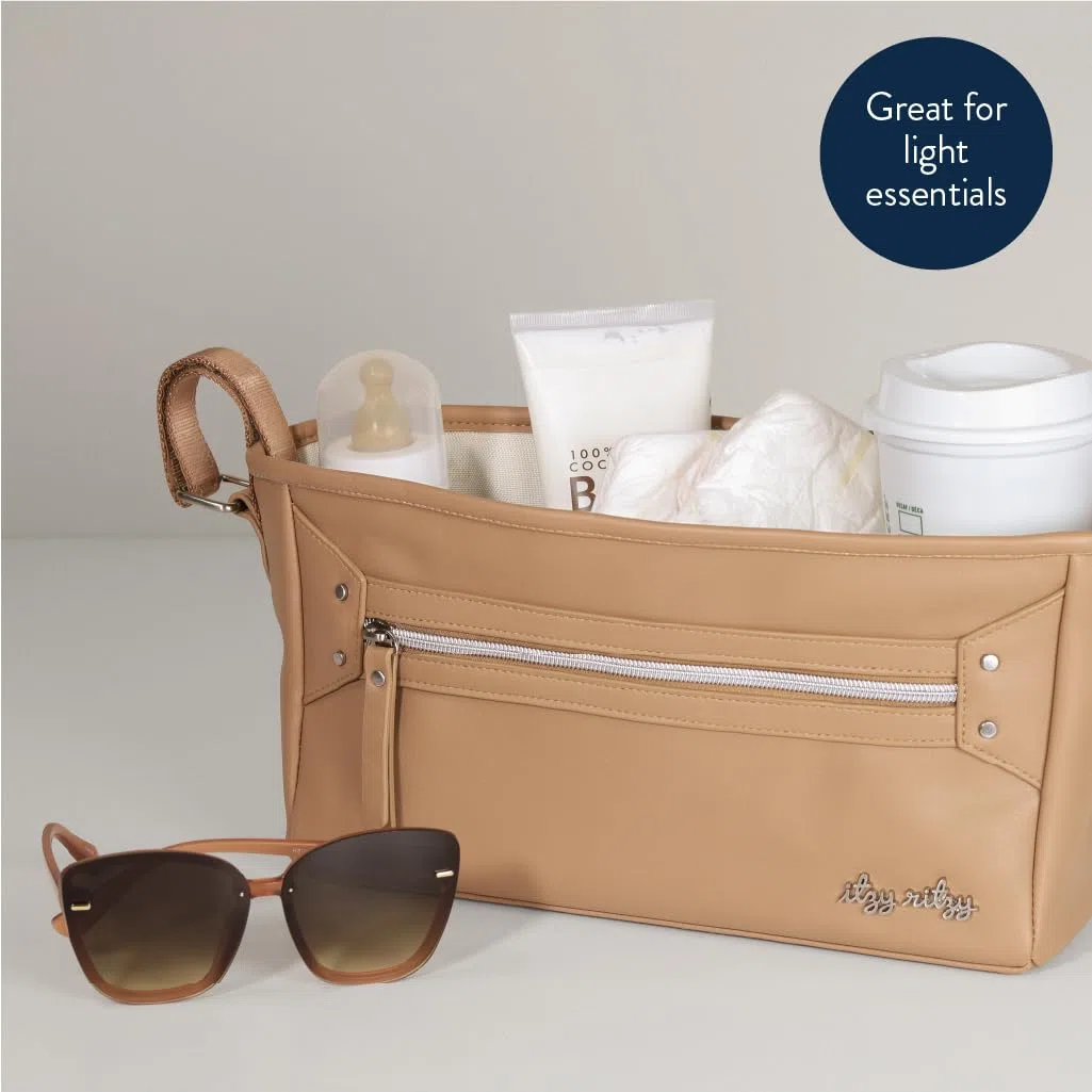 Itzy Ritzy Verstellbarer Kinderwagen-Organizer – Kinderwagen-Organizer-Tasche mit Fronttasche mit Reißverschluss, 2 integrierten Innentaschen und verstellbaren Riemen, passend für fast jeden