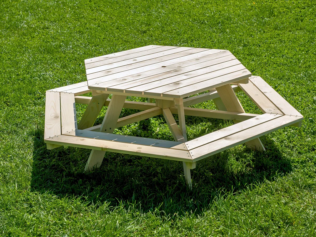 Pinolino Kindersitzgarnitur, 6 Eck, Garten, Outdoor, stabil, Platz für viele Kinder, zur einfachen Selbstmontage