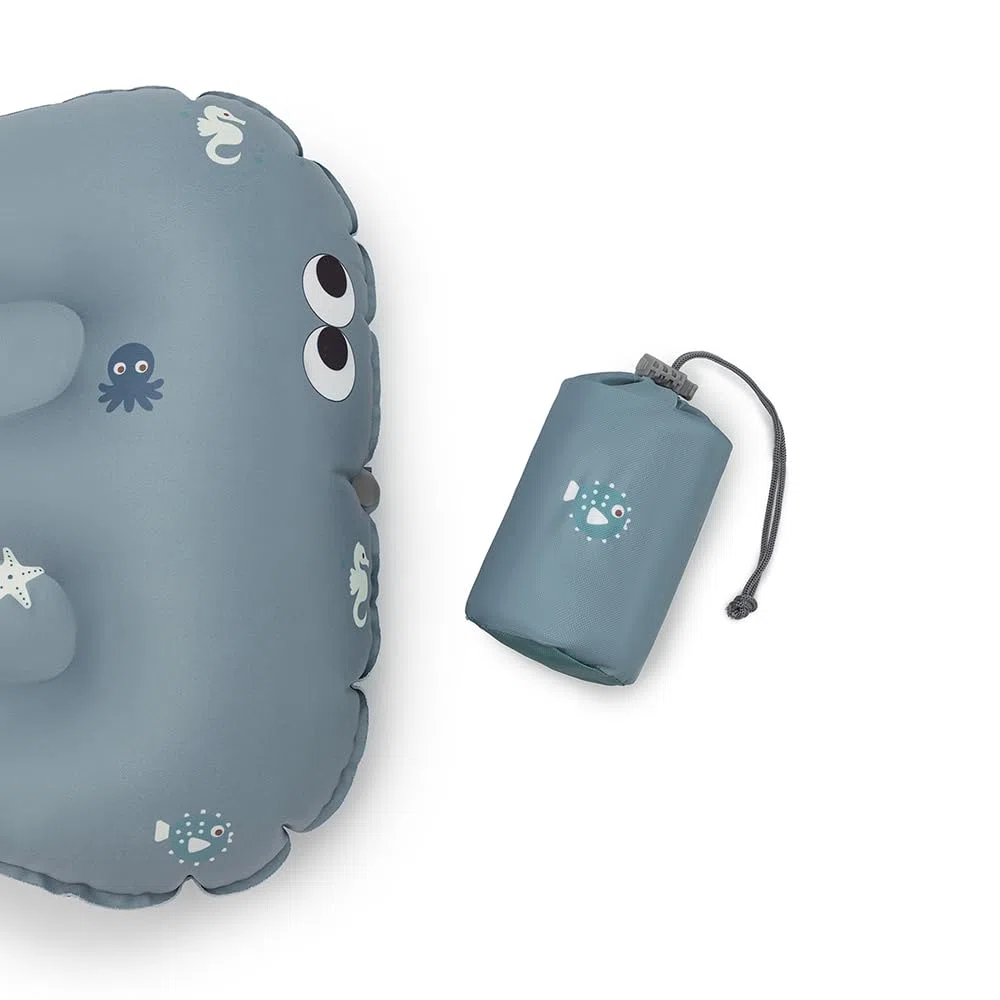 Aufblasbares Sitzkissen Kinder ab 2 Jahren Wild Ocean Tragbare Sitzerhöhung mit rutschfester Unterseite & Gurt Inkl. Tasche