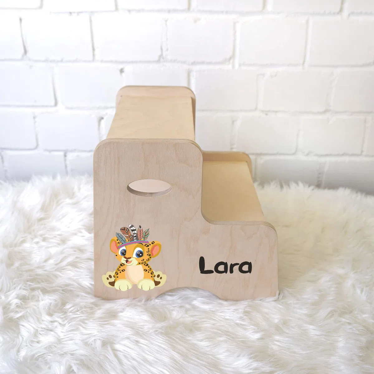 Holzura Tritthocker Kinder, Hocker aus Holz für Bad und Küche, Holzhocker personalisierter Toilettenhocker mit Name