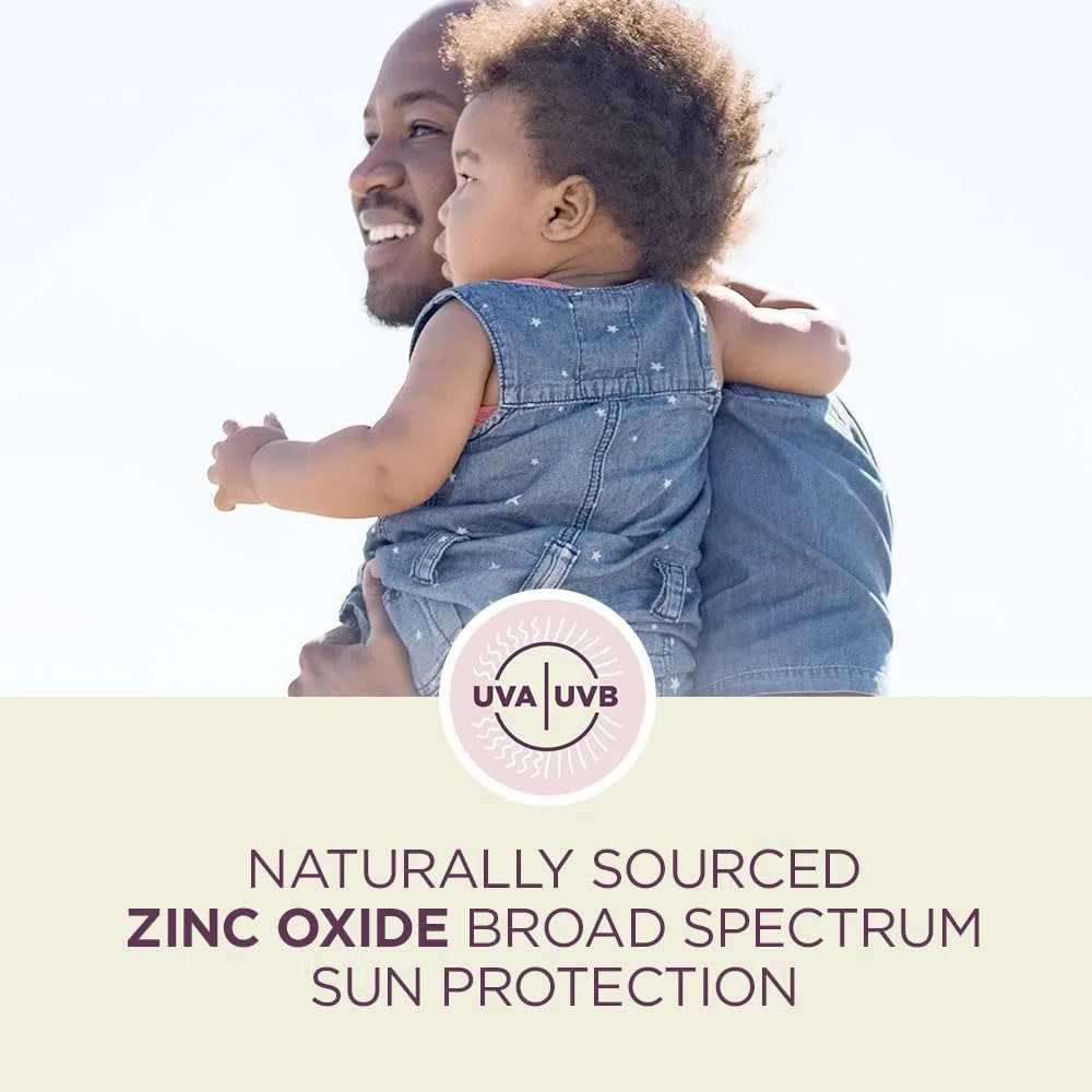 Coppertone Pure and Simple Baby Sonnenschutzlotion LSF 50, Zinkoxid, mineralischer Sonnenschutz für Babys, hypoallergen und reißfrei, 180 ml Flasche