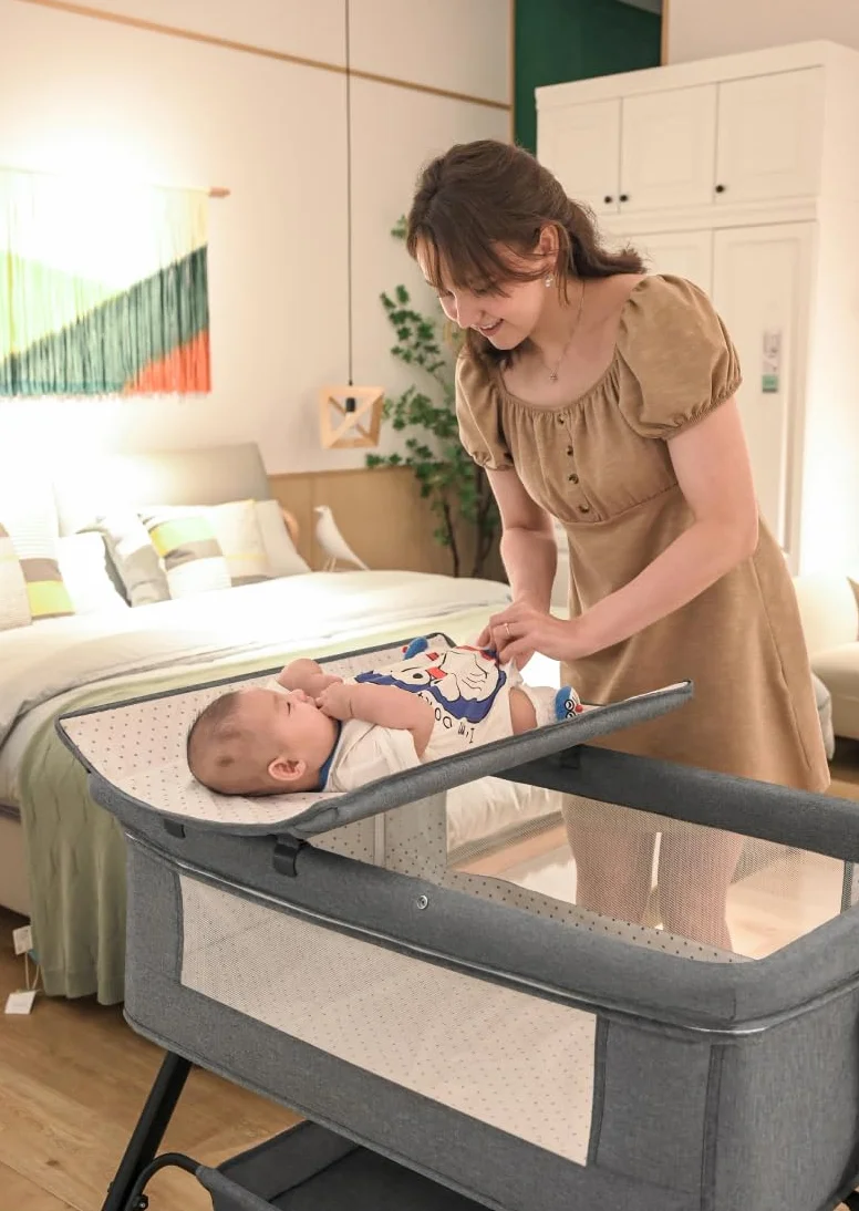 Beistellbett Baby mit Rollen, Faltbar Co-Sleeping Babybett, Convertible Stubenwagen Baby Kleinkind Wiege (X3 Khaki)
