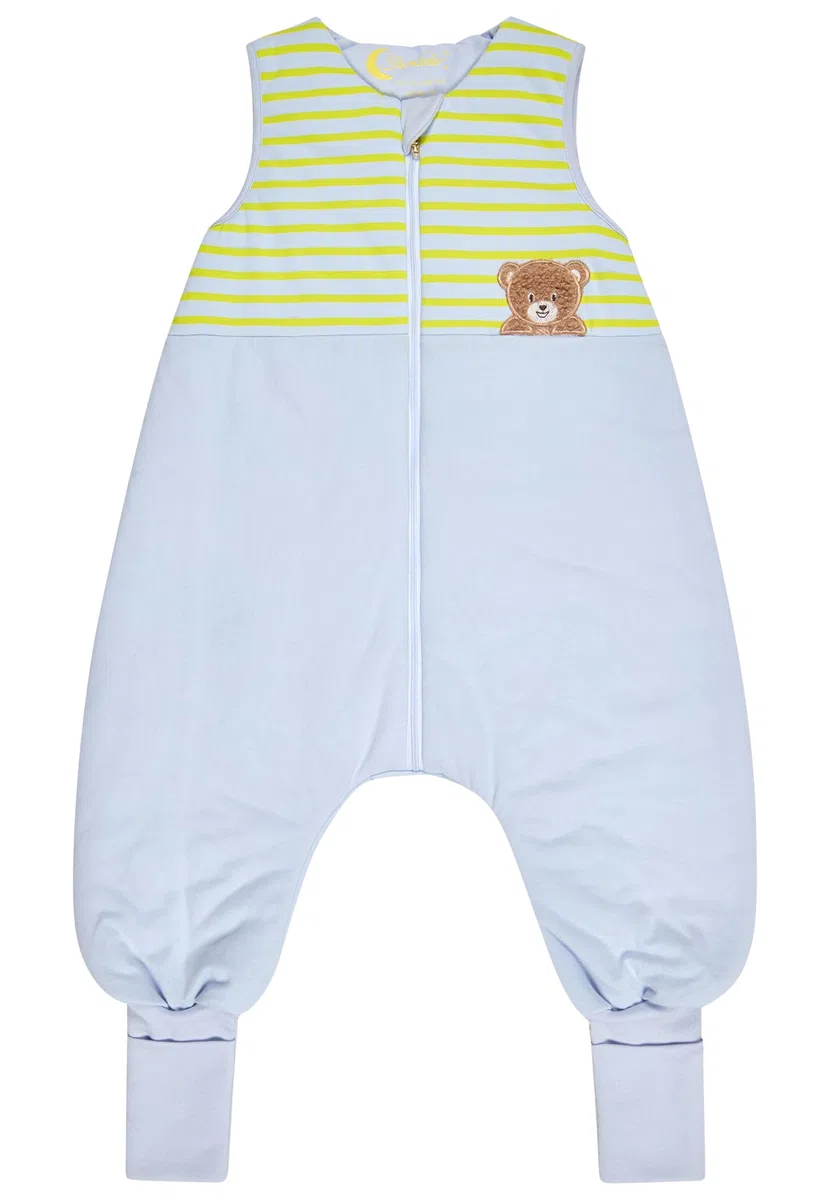 Sterntaler Schlafsack mit Beinen Bär Bo aus Baumwoll-Jersey, Hydrocool-Futter, integrierte Stulpen an den Beinen, Zwei-Wege-Reißverschluss und Applikation auf der Brust; eisblau; 1,50 TOG, Größe 74