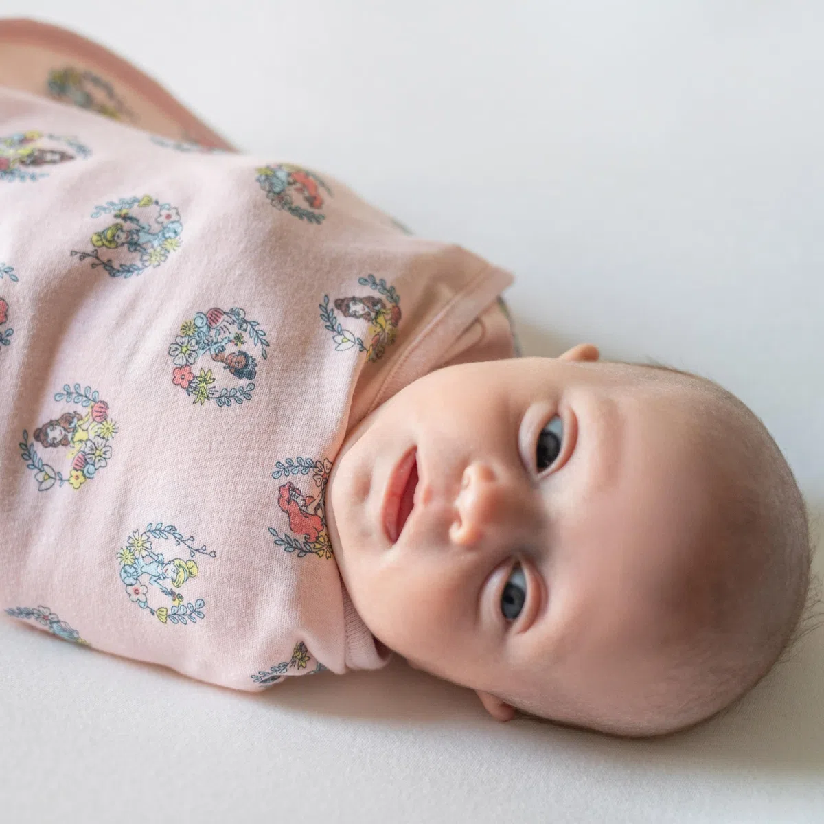 aden + anais, Baby-Wickeltuch aus Baumwolle, für Neugeborene, tragbare Wickeldecke, 3er-Pack, Disney-Prinzessin, 0–3 Monate