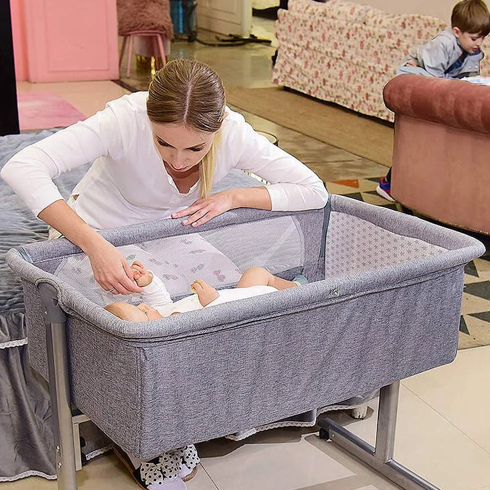 Beistellbett Baby, Stubenwagen Babybett, Mobiles Kinderbett, Beistellbett mit Moskitonetz+Räder, Tragbares Bett für Säuglinge/Neugeborene (96 * 57 * 77cm)
