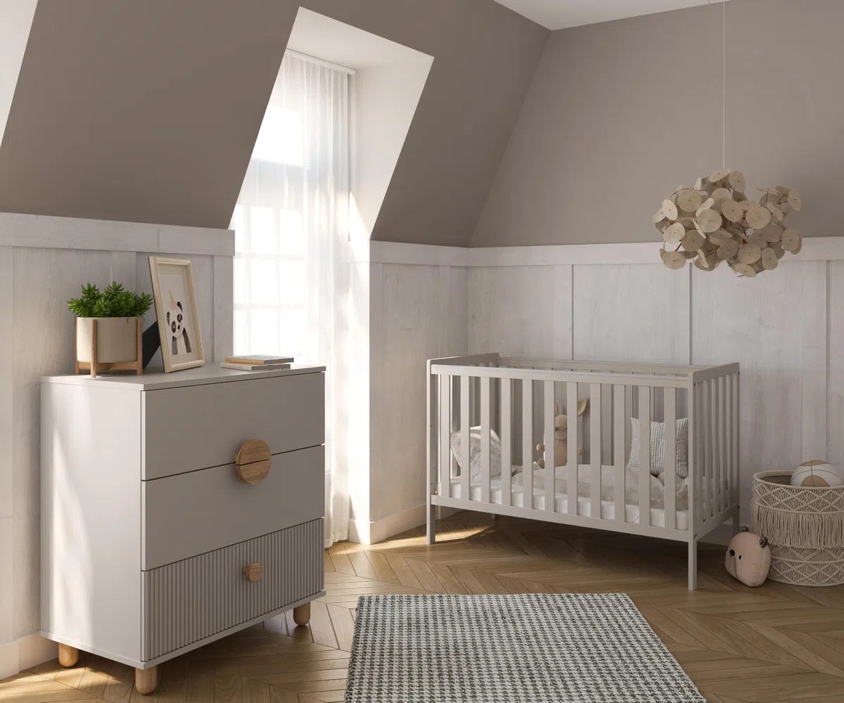 zee - Babybett Kinderbett, 2w1 Bett Bambi - Dreistufige Einstellung für Nicht Sitzendes, Sitzendes und Stehendes Kind - Zwei Abnehmbare Sprossen - mit Geländer - 60x120x86cm, Cachemire