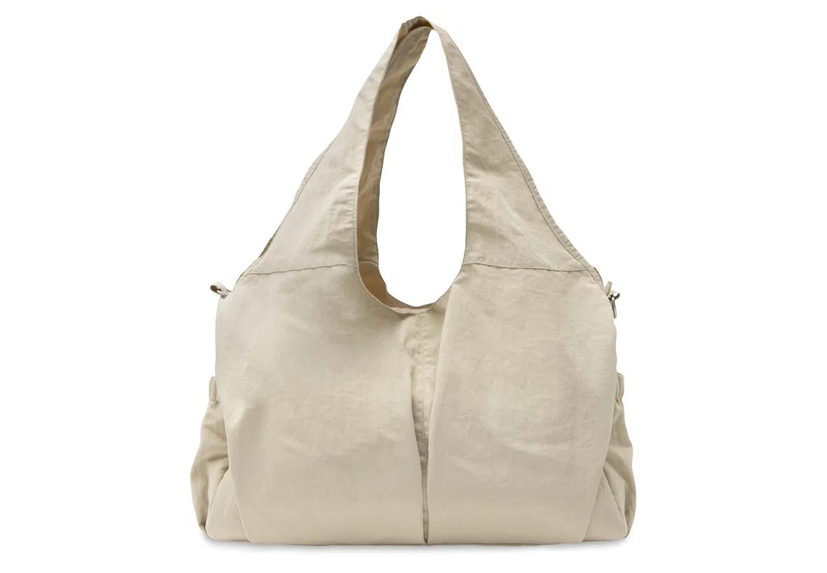 Jollein Wickeltasche Urban – Warm Sand – Moderne Wickeltasche – Wasserabweisend & Pflegeleicht – Mit Schultergurt & Wickelunterlage – 40x20x25cm