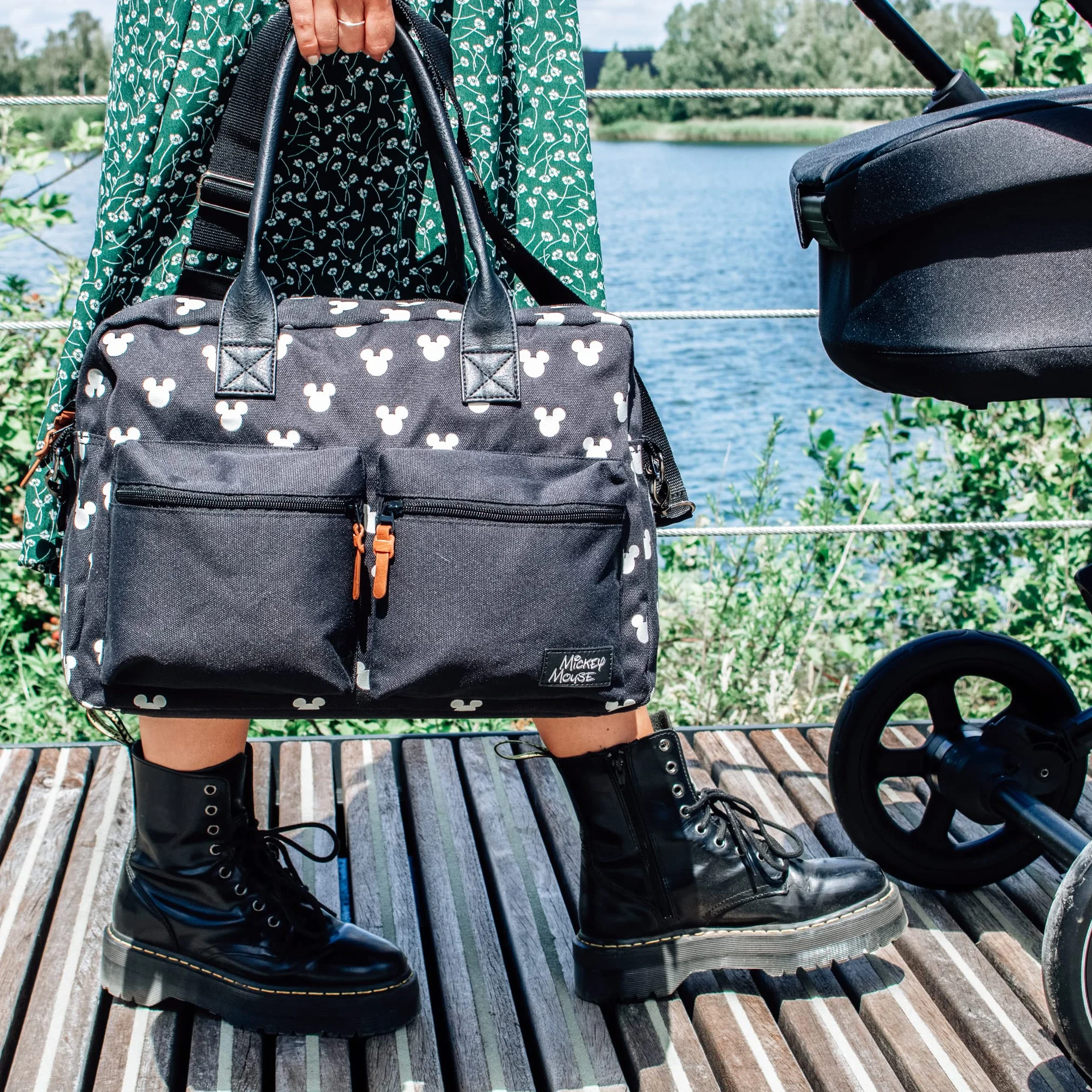 Mickey Mouse Endless Imagination | Wickeltasche | Hergestellt aus robustem und auslaufsicherem Polyester | Ideal für unterwegs | Grey Schwarz -Einheitsgröße