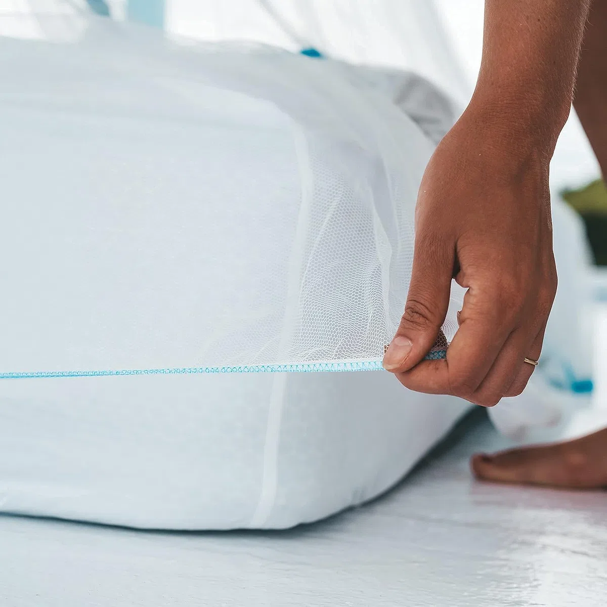 GlisGlis Moskitonetz Doppelbett mit Expander & Reißverschluss – Reise Mückennetz imprägniert, WHO-Zertifiziert | 140–180 x 200 cm | Karabiner & Aufbewahrungsbeutel