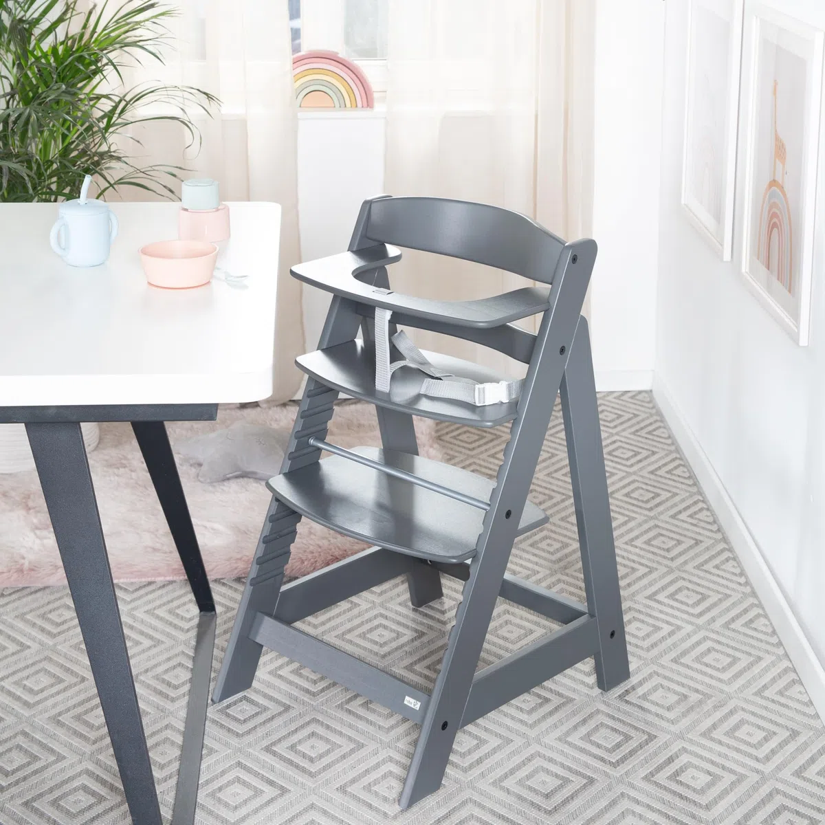 roba Babyhochstuhl Sit Up Flex - Mitwachsender Hochstuhl aus Holz - Verstellbarer Kinderhochstuhl mit Schrittgurt - ab 6 Monaten bis 70 kg - Anthrazit
