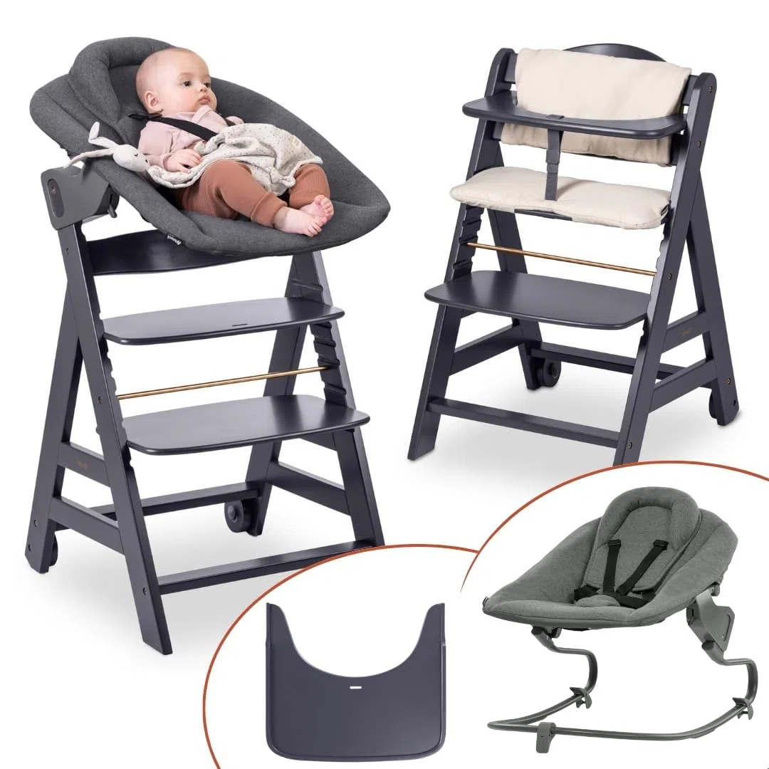 Hauck Beta+ Hochstuhl Newborn Set mit Premium Bouncer Dark Grey - Mitwachsender Holz Kinderhochstuhl mit Rollen ab Geburt bis 90 kg