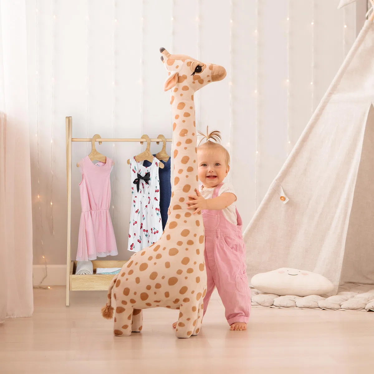 Relaxdays Kleiderständer Kinder, HBT 98,5 x 62 x 40 cm, 3 Kleiderbügel, Kleiderstange & Ablage, Kindergarderobe, natur