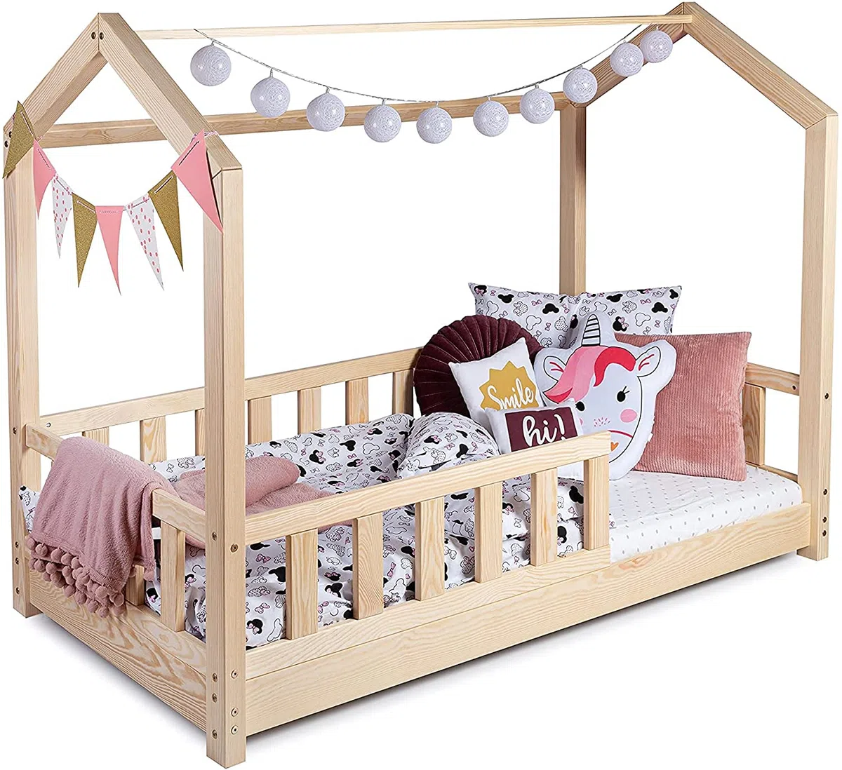 Kinderbett Bett Hausbett 60x120 mit Rausfallschutz Latternost Bettgestell aus Kiefer Holz für Haus Kinder Jungen & Mädchen - Holzbett Baby Kinderzimmer Junge Deko (Rausfallschutz: MIT)
