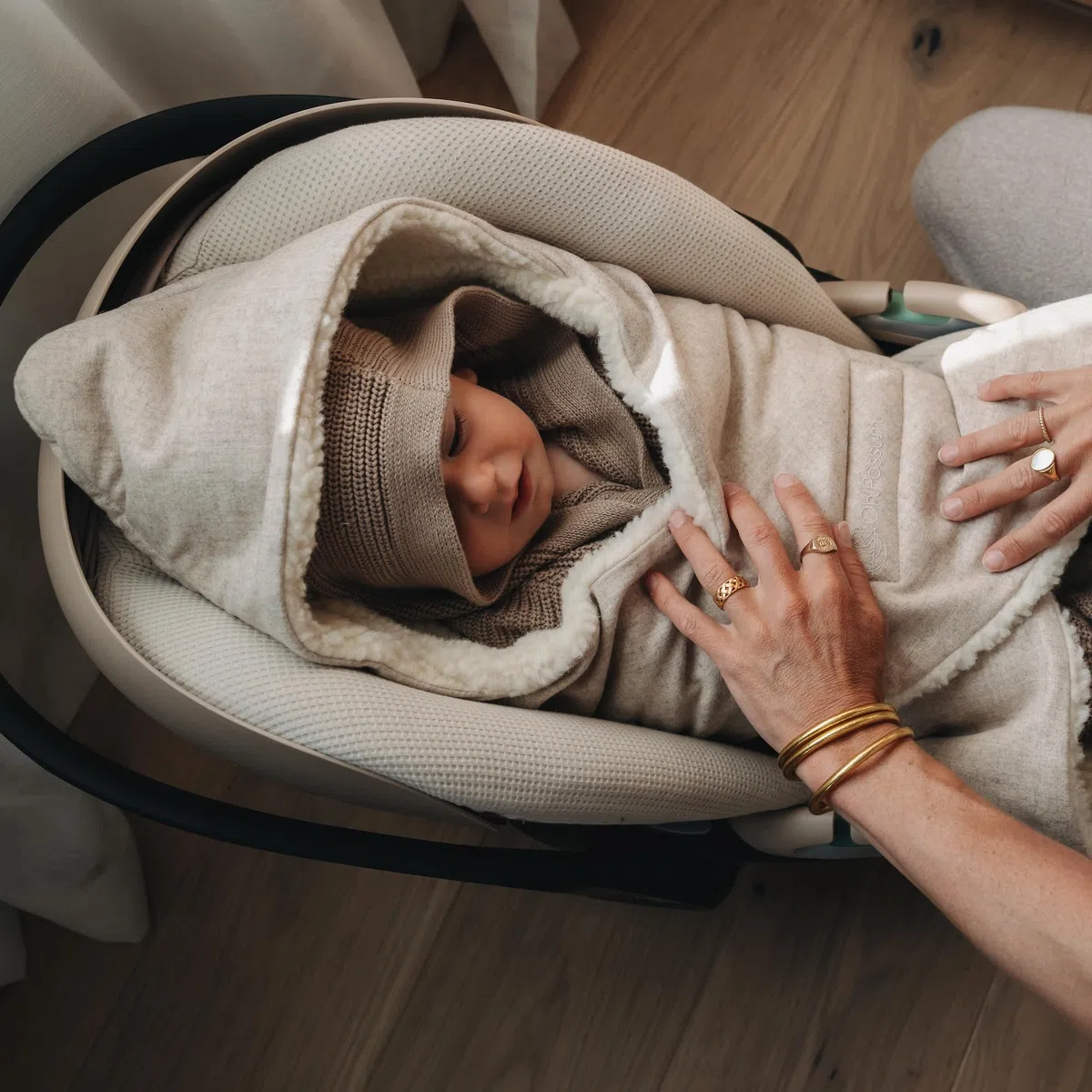 Oh!Possum Einschlagdecke Koala X-Large & Windel Blaubaer I Kuschelige Babydecke aus hochwertiger Schurwolle I Wärmende Wickeldecke für Neugeborene Kleinkinder I für Autositz, Kinderwagen & Zuhause